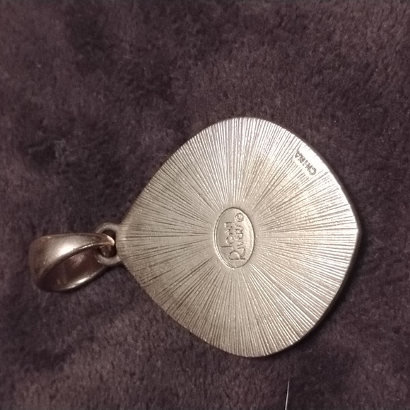 Joan Rivers Pendant - Picture 3 of 3